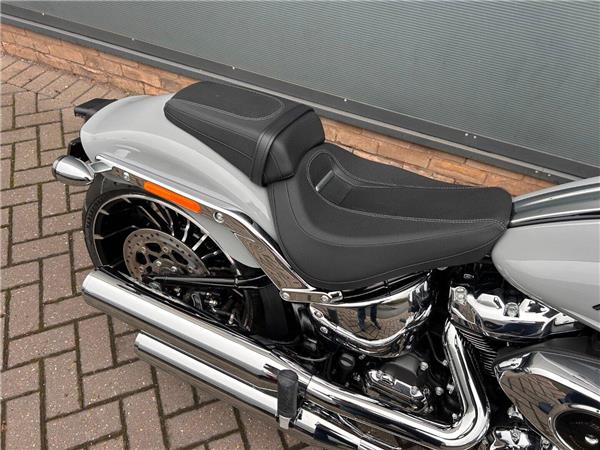 2025 HARLEY-DAVIDSON Softail