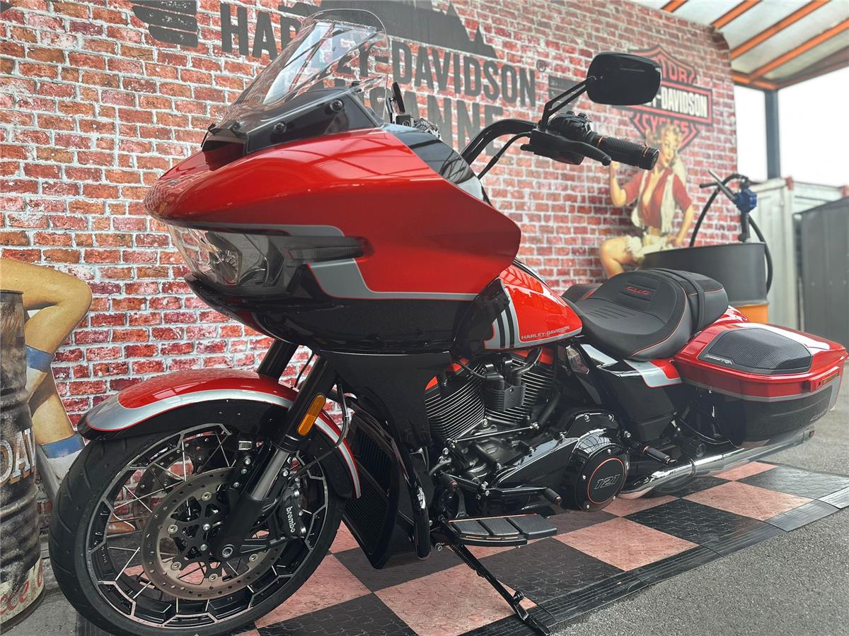 2024 harley-davidson FLTRXSE Road Glide 121 CVO