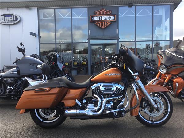 2015 HARLEY-DAVIDSON TOURING FLHXS STREET GLIDE SPECIAL