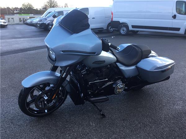 2025 HARLEY-DAVIDSON TOURING FLHX STREET GLIDE