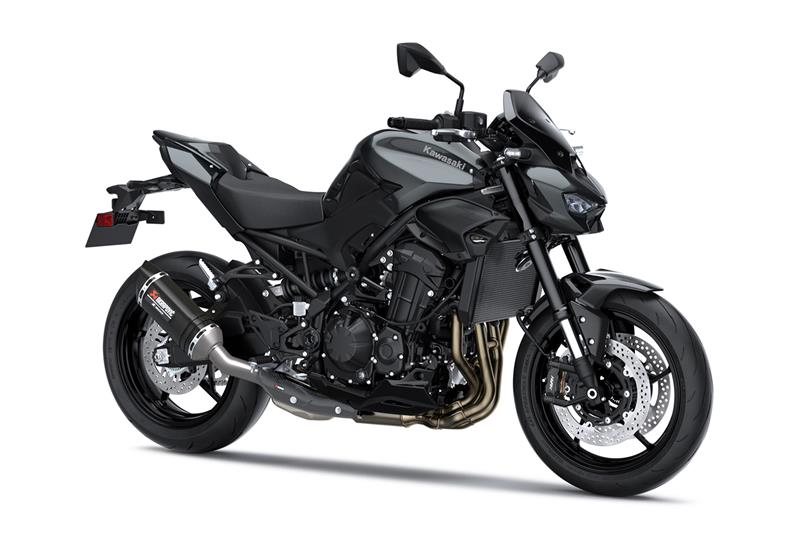 Metallic Matte Graphenesteel Gray + Metallic Flat Spark Black