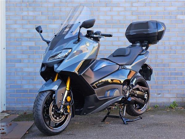 2022 Yamaha Tmax Tech MAX (XP560D)