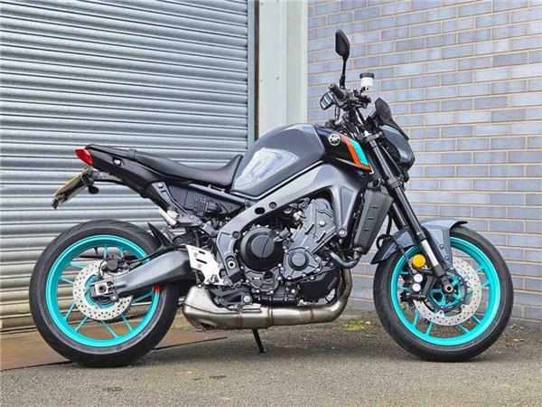 2023 Yamaha MT-09 (MTN890)