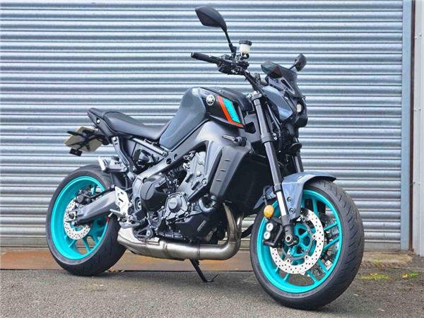 2023 Yamaha MT-09 (MTN890)