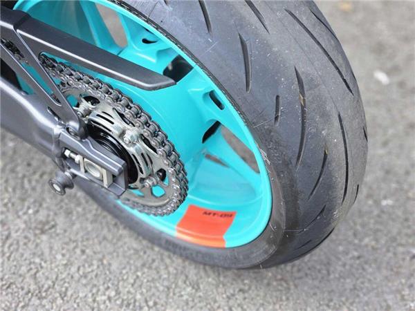 2023 Yamaha MT-09 (MTN890)