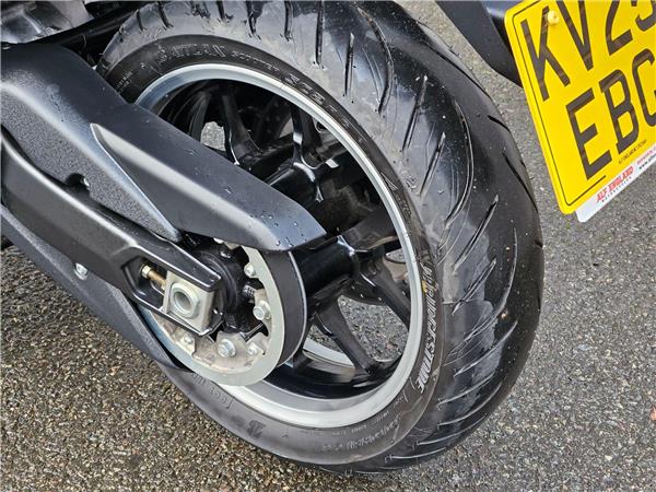 2025 Yamaha TMAX 560