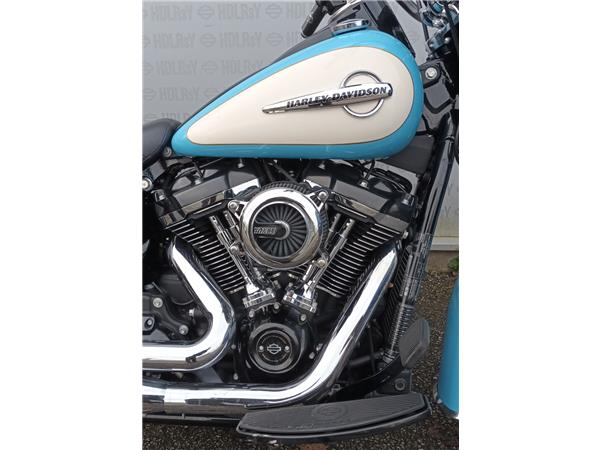 2017 HARLEY-DAVIDSON HERITAGE