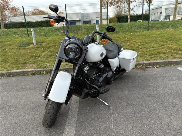 2024 HARLEY-DAVIDSON ROAD KING