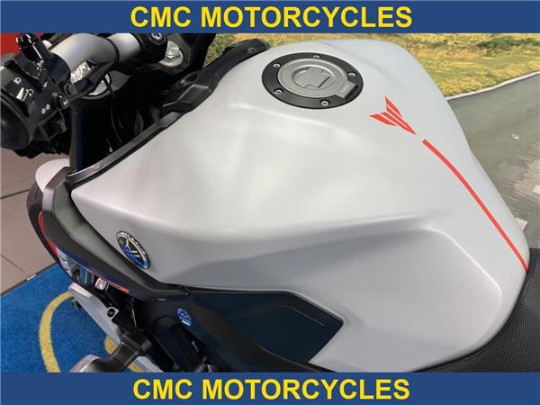  Yamaha MT-09 MT-09 ABS