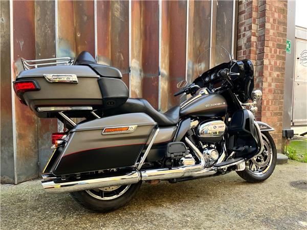 2018 Harley-Davidson Touring