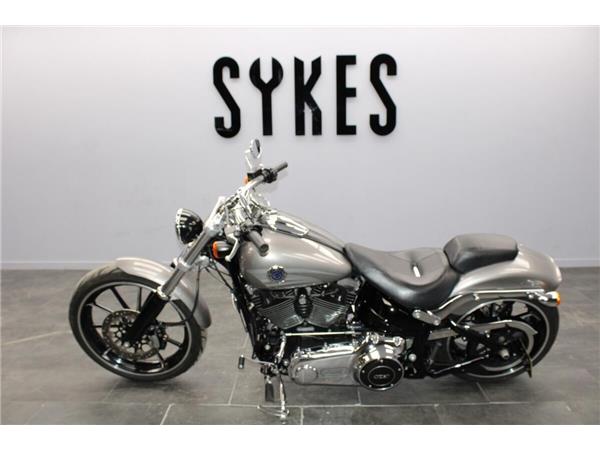 2016 Harley-Davidson Breakout