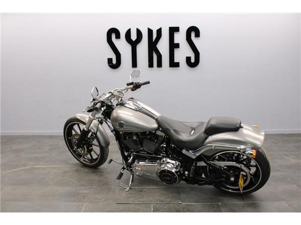 2016 Harley-Davidson Breakout