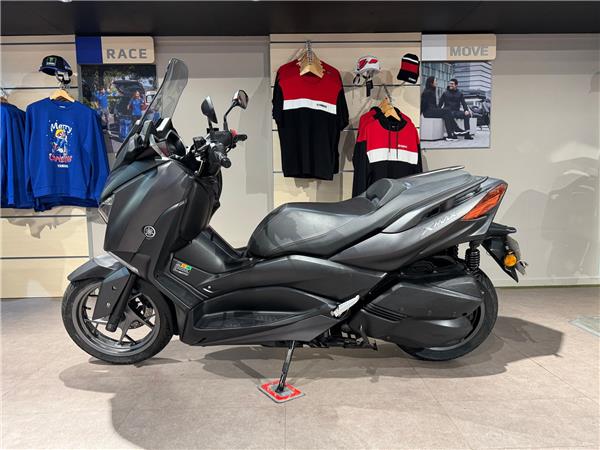 2020 YAMAHA XMAX 300