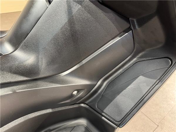 2020 YAMAHA XMAX 300