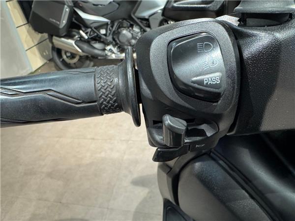 2020 YAMAHA XMAX 300