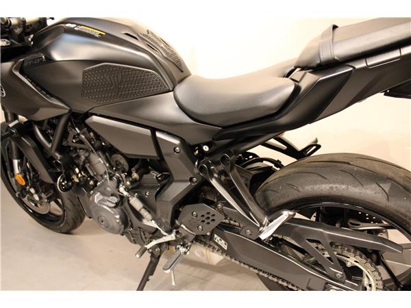 YAMAHA MT-07