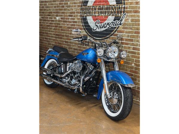 2011 HARLEY-DAVIDSON DELUXE