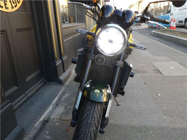 2024 Kawasaki Z900 RS