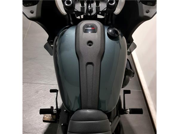 HARLEY-DAVIDSON LOW RIDER ST