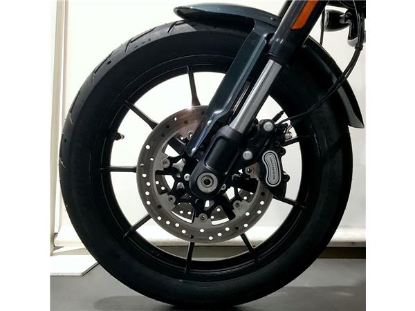 HARLEY-DAVIDSON LOW RIDER ST