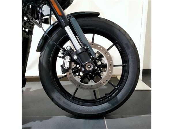 HARLEY-DAVIDSON LOW RIDER ST