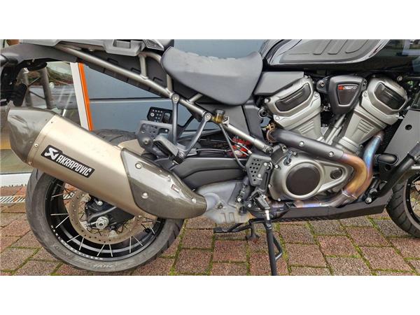 Pan America 1250 Special Akrapovic Auspuff