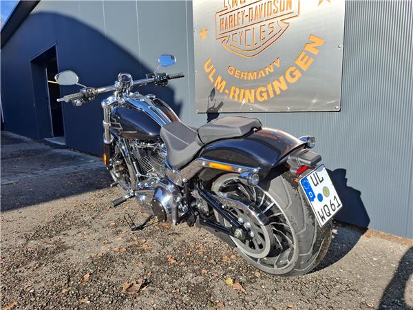 Softail FXBR Breakout