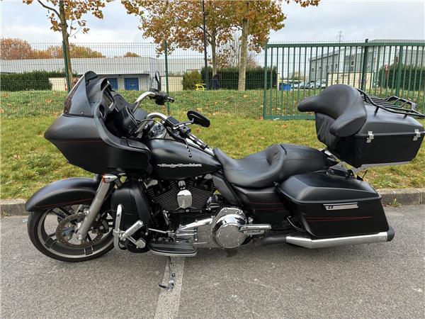 2015 HARLEY-DAVIDSON ROAD GLIDE