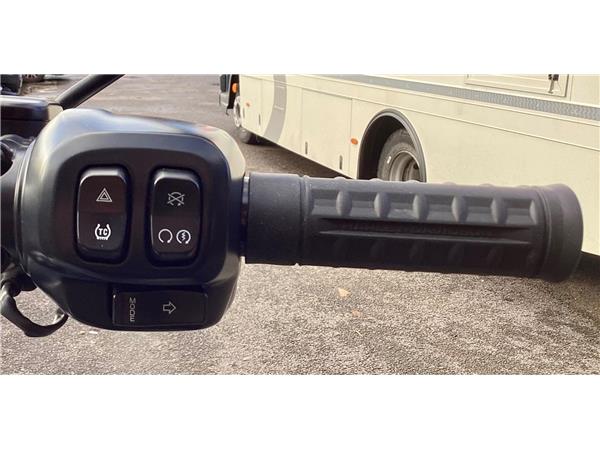 2025 Harley-Davidson Softail