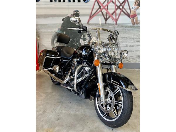 2020 HARLEY-DAVIDSON ROAD KING