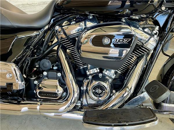 2020 HARLEY-DAVIDSON ROAD KING