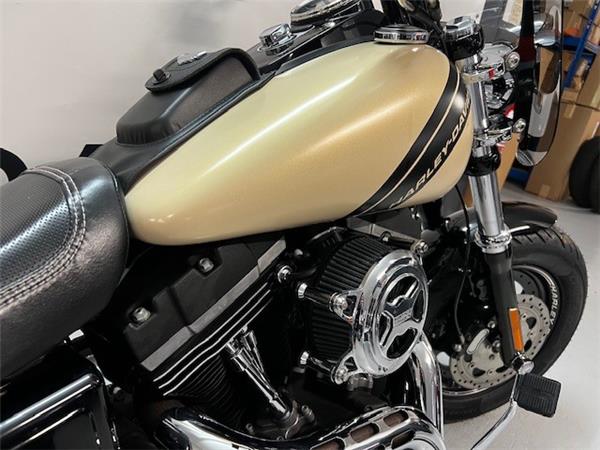 2015 HARLEY-DAVIDSON FAT BOB
