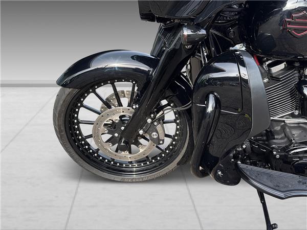 2019 harley-davidson FLHXS Street Glide Special 114