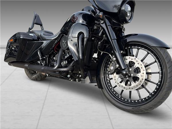2019 harley-davidson FLHXS Street Glide Special 114