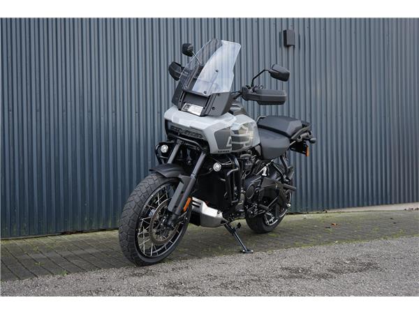 2025 harley-davidson RA Pan America 1250 S Special