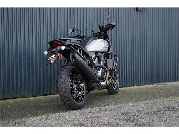 2025 harley-davidson RA Pan America 1250 S Special