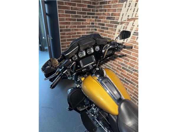 2017 harley-davidson FLHTK Electra Glide Ultra Limited 107 ABS