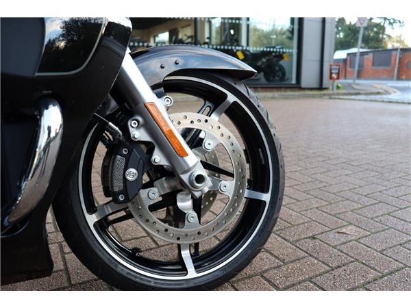 2025 HARLEY-DAVIDSON TOURING FLHXU STREET GLIDE ULTRA