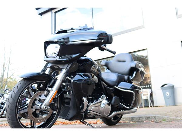 2025 HARLEY-DAVIDSON TOURING FLHXU STREET GLIDE ULTRA
