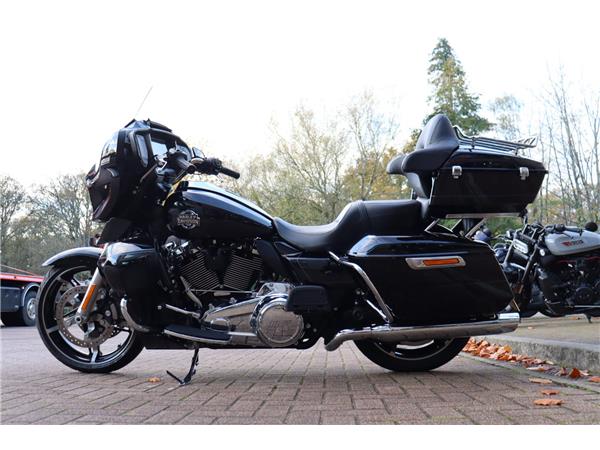 2025 HARLEY-DAVIDSON TOURING FLHXU STREET GLIDE ULTRA