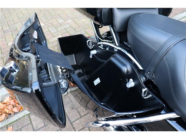 2025 HARLEY-DAVIDSON TOURING FLHXU STREET GLIDE ULTRA