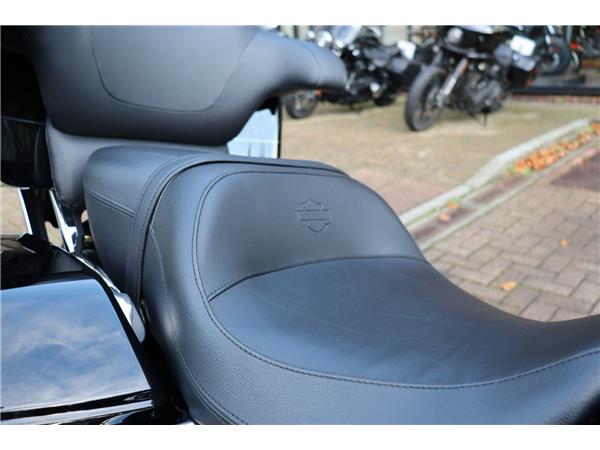 2025 HARLEY-DAVIDSON TOURING FLHXU STREET GLIDE ULTRA