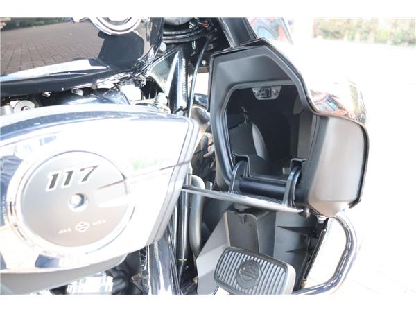 2025 HARLEY-DAVIDSON TOURING FLHXU STREET GLIDE ULTRA