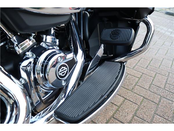 2025 HARLEY-DAVIDSON TOURING FLHXU STREET GLIDE ULTRA