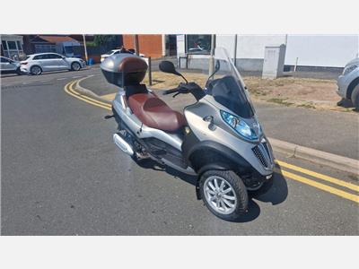 2013 Piaggio MP3 300