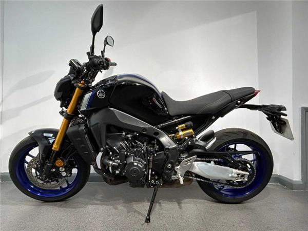 2021 Yamaha MT-09 SP BLACK