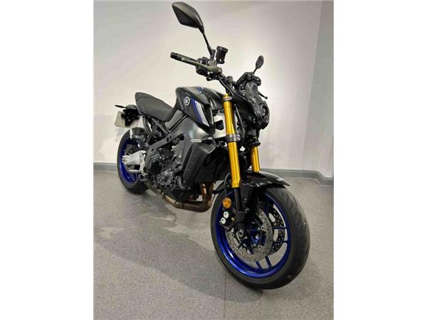 2021 Yamaha MT-09 SP BLACK