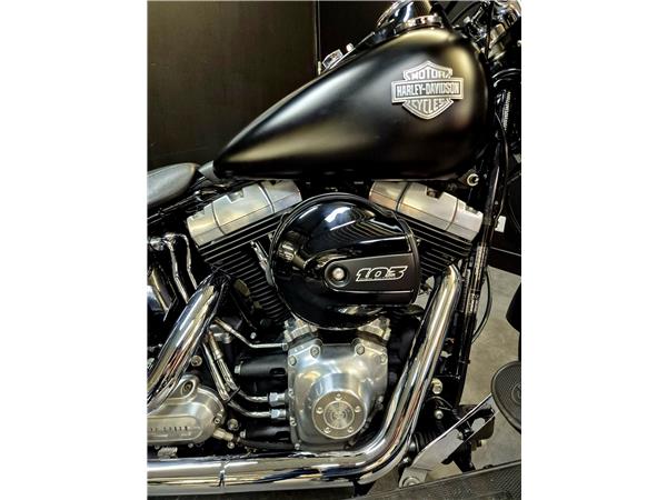 2016 HARLEY-DAVIDSON SLIM