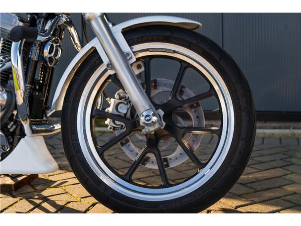 2017 Harley-Davidson SuperLow