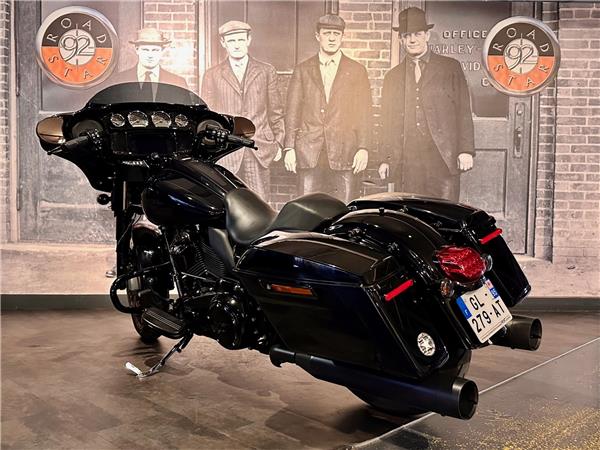 2022 HARLEY-DAVIDSON STREET GLIDE